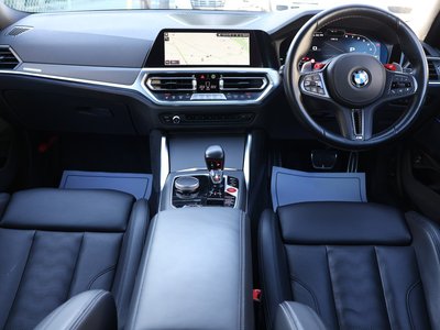 BMW M3 SEDAN - 9