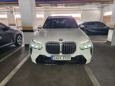 BMW X7 - 1