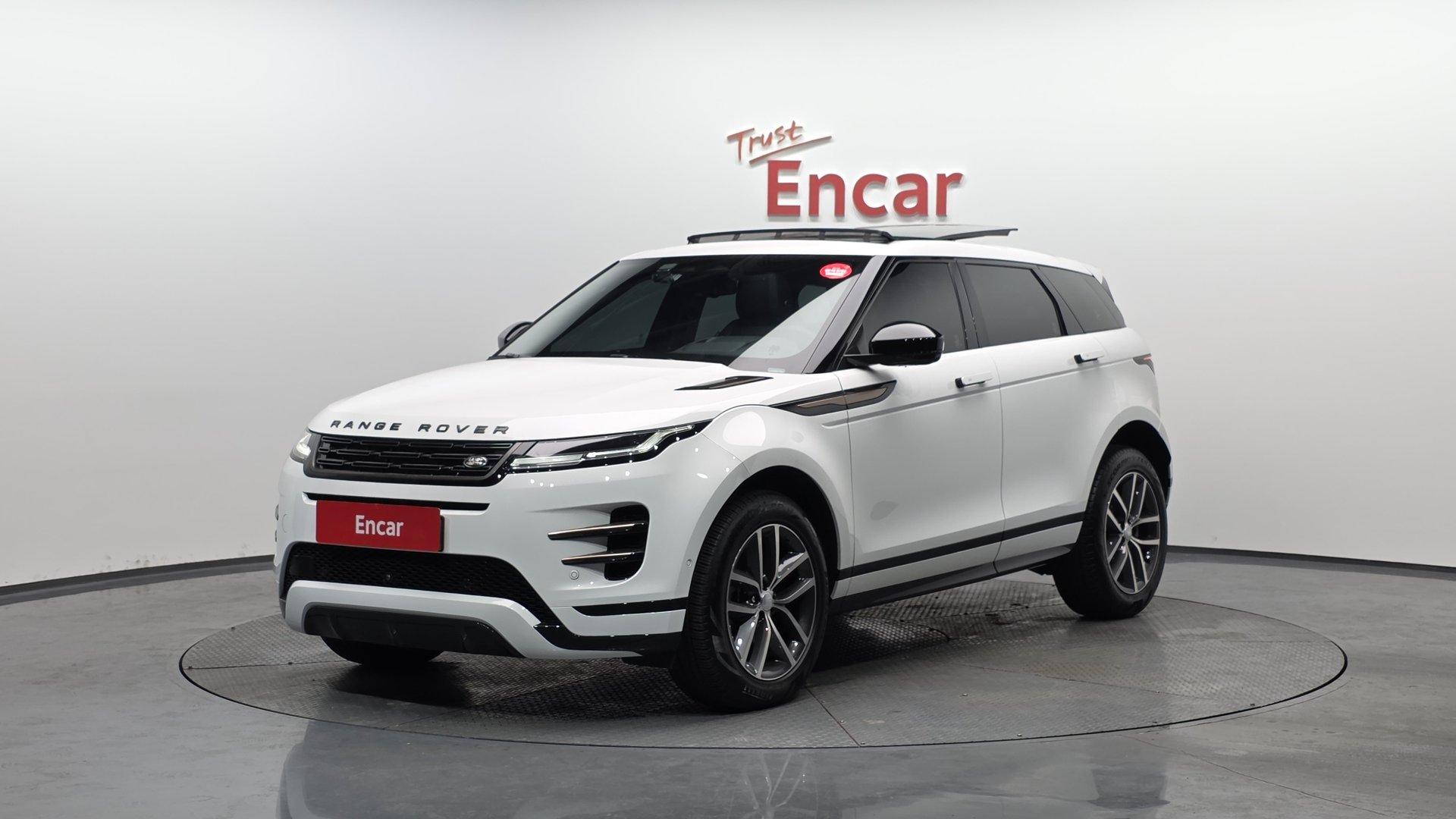LAND ROVER RANGE ROVER EVOQUE - View 1