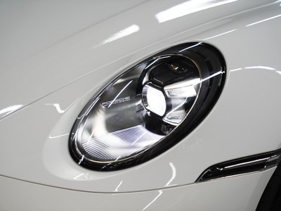 PORSCHE 911 - 9