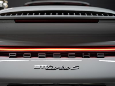 PORSCHE 911 - 10