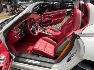 صورة 10 لـ 2021 Porsche 718