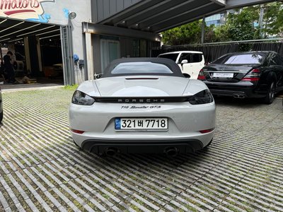 صورة 2 لـ 2021 Porsche 718