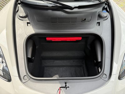 صورة 3 لـ 2021 Porsche 718