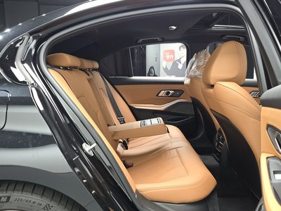 2026 BMW 3 SERIES thumbnail 12