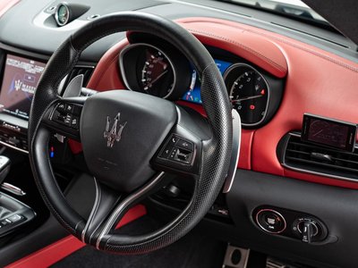 2019 Maserati LEVANTE — фото 11