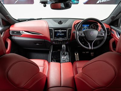 2019 Maserati LEVANTE — фото 4