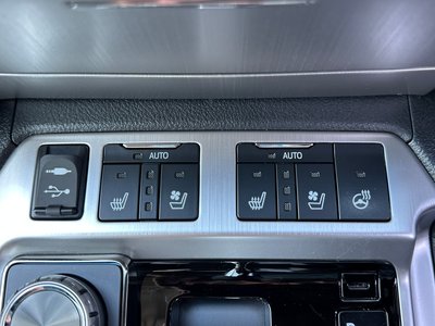 2018 Toyota LAND CRUISER 200 缩略图 30