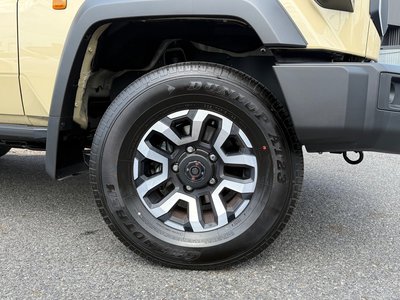 TOYOTA LAND CRUISER 70 - 10