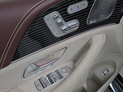 2023 Mercedes-BENZ GLS thumbnail 26