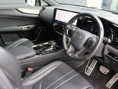 2022 Lexus NX — миниатюра 15