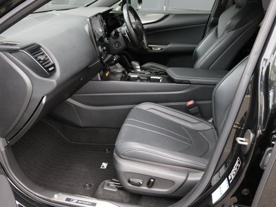 2022 Lexus NX — миниатюра 16