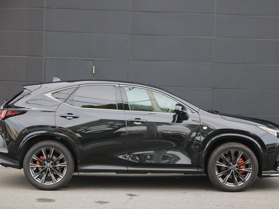 2022 Lexus NX — миниатюра 12