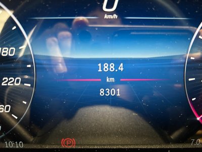 MERCEDES-BENZ E-CLASS - 8