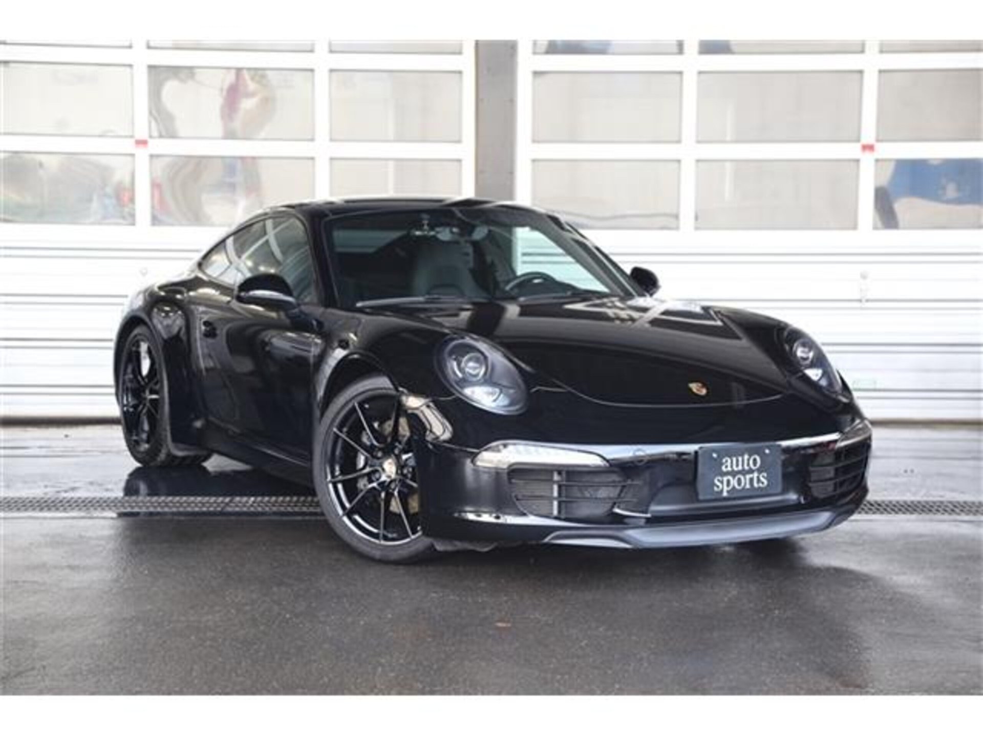 PORSCHE 911 - View 1