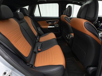 2025 Mercedes-BENZ GLC photo 10