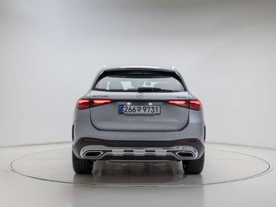 2025 Mercedes-BENZ GLC photo 3