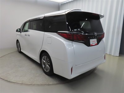 TOYOTA ALPHARD - 5