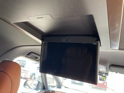 2025 Toyota VELLFIRE photo 7