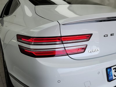 GENESIS G80 (RG3) - 10