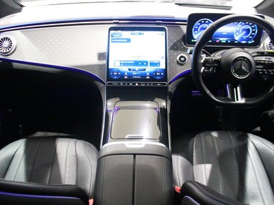 MERCEDES-BENZ EQE - 7