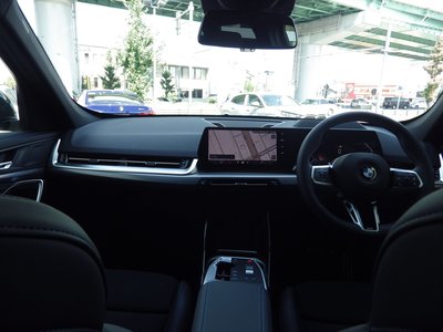 2025 BMW X1 — миниатюра 17