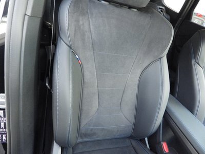2025 BMW X1 — миниатюра 22