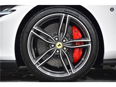 2025 Ferrari ROMA SPIDER — фото 5