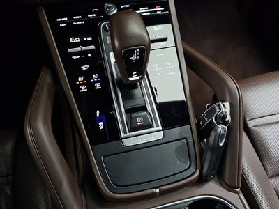 صورة مصغرة 12 لـ 2022 Porsche CAYENNE