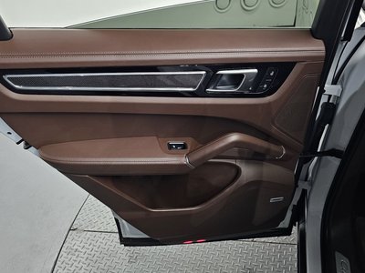 صورة مصغرة 15 لـ 2022 Porsche CAYENNE