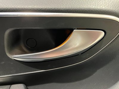 2024 Mercedes-BENZ V-CLASS — миниатюра 22