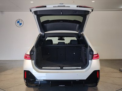 2025 BMW I5 TOURING thumbnail 32