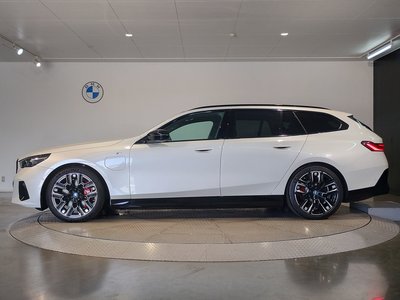 2025 BMW I5 TOURING — фото 7