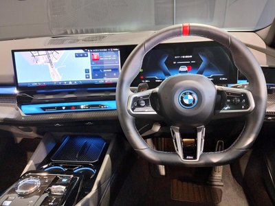 2025 BMW I5 TOURING thumbnail 45
