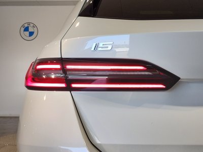 2025 BMW I5 TOURING thumbnail 30
