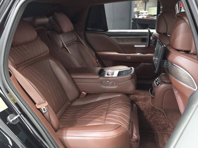 2022 Genesis G90 (RS4) — миниатюра 12