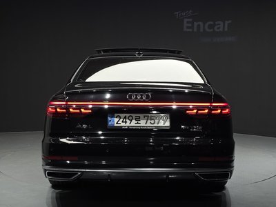 AUDI A8 - 4