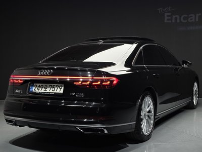 AUDI A8 - 3