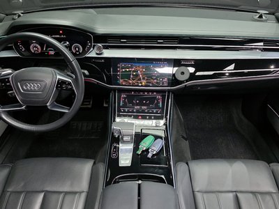 AUDI A8 - 5