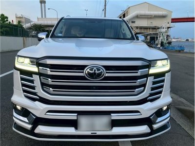 TOYOTA LAND CRUISER 300 - 4