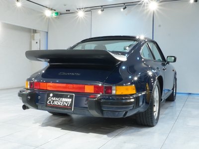 PORSCHE 911 - 4