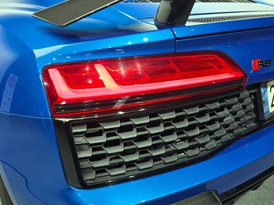 AUDI R8 - 10