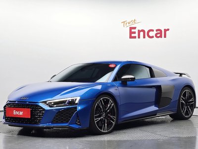 AUDI R8 - 1