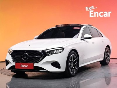 MERCEDES-BENZ E-CLASS - 1