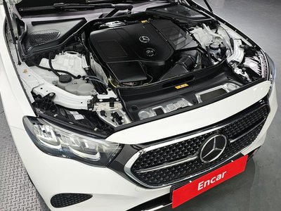 MERCEDES-BENZ E-CLASS - 7