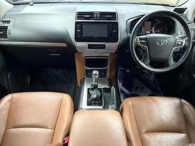 TOYOTA LAND CRUISER PRADO - 2