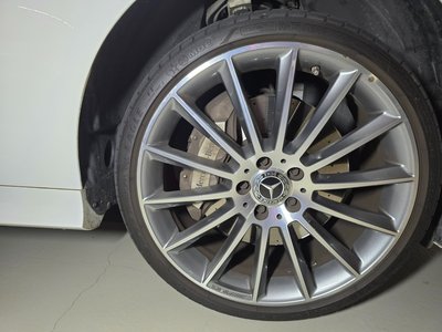 MERCEDES-BENZ E-CLASS - 8