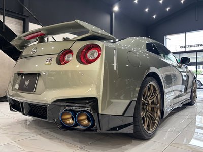 NISSAN GT-R - 7