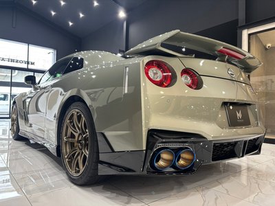 NISSAN GT-R - 5