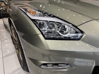 NISSAN GT-R - 10